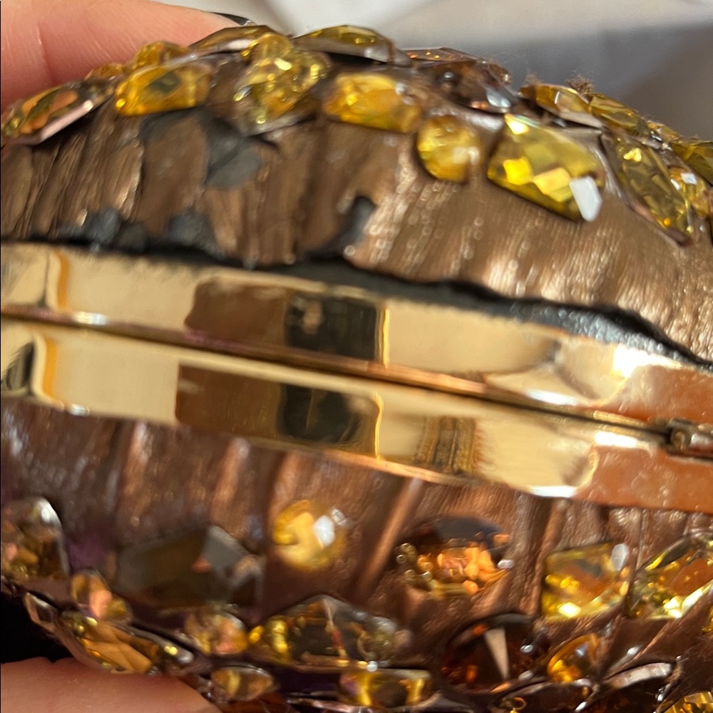 Bejeweled hard case Clutch embellished with gold & Amber crystals & rhinestones. - Picture 10 of 14